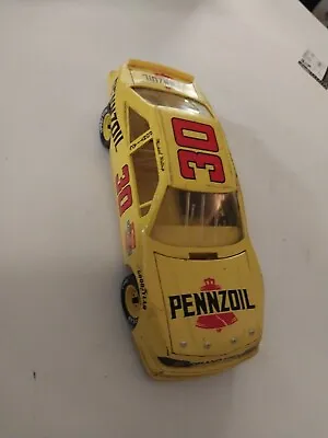 1991 Revell #30 Michael Waltrip Penzoil Pontiac 1:24 Die Cast Stock Car NASCAR • $5.99