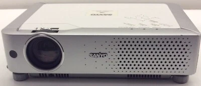 £25 • Buy SANYO PRO XtraX  PLC-XU70 Projector ***** FAULTY FOR SPARES OR REPAIR *****
