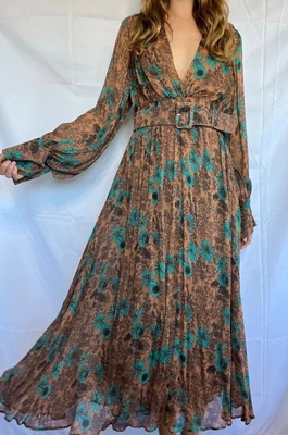 $400 • Buy Scanlan Theodore 2 Piece Sheer Maxi Inner With Sleeved Outer Dress Size 10