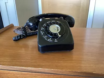 Jet Black Vintage Telephone  706 L With Old-type Jack Plug-in Lead • £45