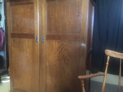 $100 • Buy Antique Wardrobe With Draws Very Nice Vintage Look  Pickup Williamstown 