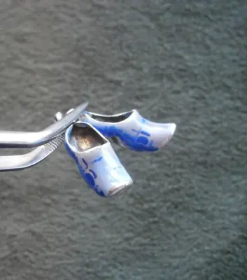 Pair Dutch Clogs Shoes Vintage 835 Silver Blue & White Enamel Charm Pendant 1.5g • $15.50