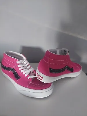 Womens Pink Vans On The Wall Skate Shoe Size EU 38 • £27.99