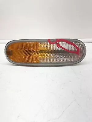 98-05 VW Used Beetle Front Turn Signal Lens Right Passenger OEM • $17