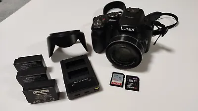 Panasonic LUMIX DMC-FZ200 12.1 MP Optical Zoom 24x • £230