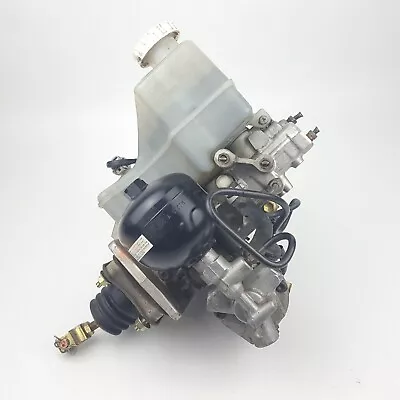 2001-2002 Mitsubishi Montero Limited Abs Brake Pump Assembly MR527590 • $499.99