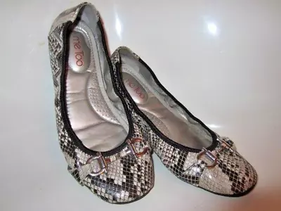 Stylish Me Too Lore 10 Leather Ballet Flats Shoes Womens 8 M Snakeskin Print EUC • $29.99