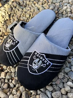 Oakland Raiders 2017 Team Logo Plush Stripe Mens Large Slippers Foco • $29.99