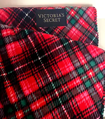$37.95 • Buy Victoria's Secret Plush Red Plaid Holiday Throw Blanket 50 X 60 Inches