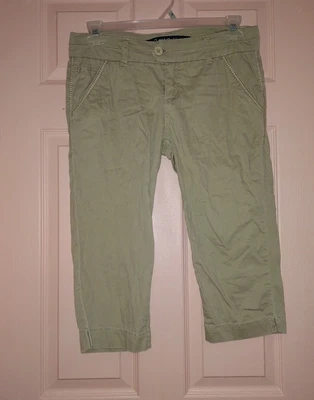 $16 • Buy Freestyle Revolution Khaki Size 9 Cotton Capri