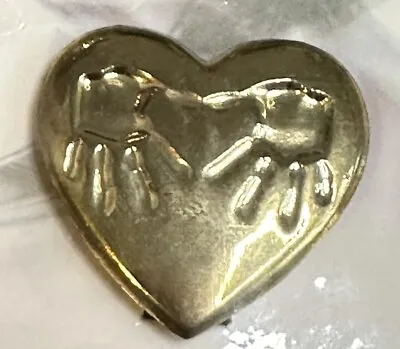 US Variety Heart Hands Handprints Brooch Pin New • £15.19
