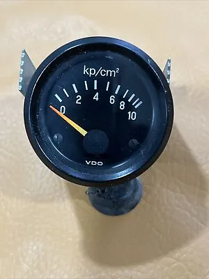 VDO OIL PRESSURE GAUGE 0-10 Kp/sq. Cm 2  Dia.  Porsche 924 '76 - '88 • $39