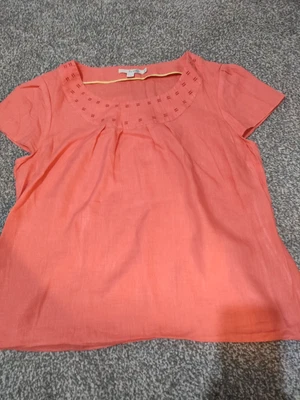 £3 • Buy Boden 14 Beautiful Peach Coloured Short Sleeved Top