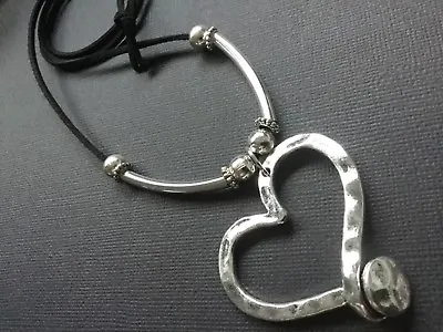 £4.49 • Buy BLACK Long Suede Statement Hammered Heart Necklace Boho Bijoux Jewellery