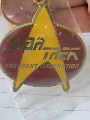 Vintage 1992 Star Trek The Next Generation Key Chain  Paramount Pic Hollywood B1 • $8.98