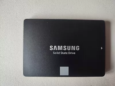 Samsung V-NAND SSD 870 EVO 500GB MZ-77E500 4687Y • £39.99