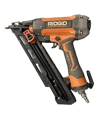 FOR PARTS - RIDGID R250AFF 15-Gauge Angled Finishing Nail Gun (Tool Only) • $29.99
