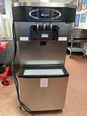 2018 Taylor C717-27 Soft Serve Freezer Twist Air Cooled Ice Cream Machine 1-Phas • $8623.99