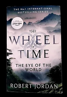 The Wheel Of Time - The Eye Of The World By Robert Jordan. Paperback • $15.95