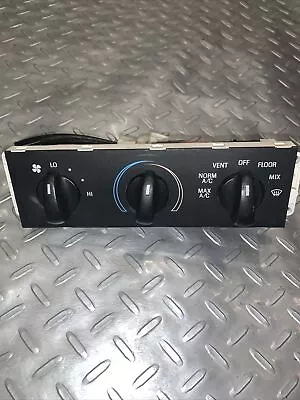 2001-2004 Ford Mustang AC Heater Climate Control OEM B23005 • $49.95