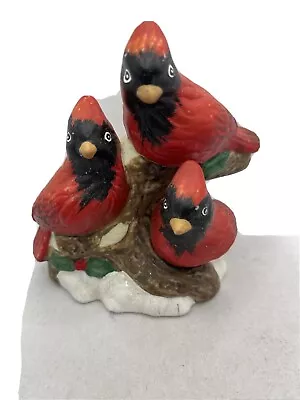 Vintage K’s Collection Cardinal Birds On Holly Bush And Frosty Snow 4”h 4”w • $15.99