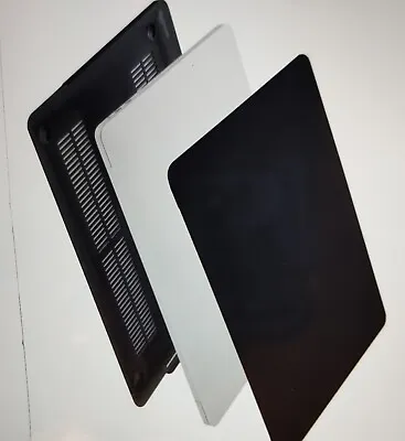 Mac Book Case Shell Mac Book New Pro 13   Black • £4.50