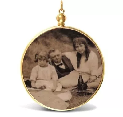 9ct Gold Photo Picture Locket Fob Style Lge Pendant 51 X 39mm Optional 9ct Chain • £135