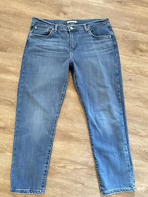 Levi's Levis Women’s Boyfriend Jeans Size 32/14 Straight Crop Cropped Cuff • $16.99