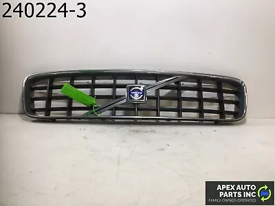 OEM 2004 Volvo XC90 Front Hood Grille Chrome Assembly Eggcrate Style • $59.43