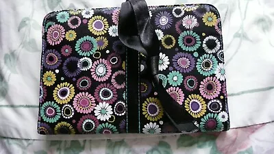 £9 • Buy Attractive Accessorize Make-Up Brush Holder Case
