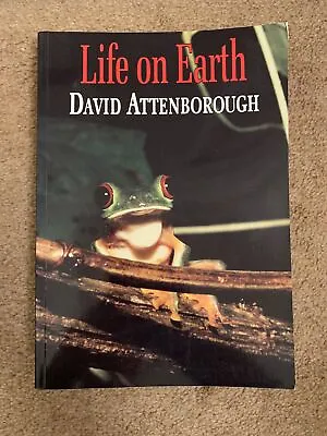 Life On Earth David Attenborough Paperback • £3.99