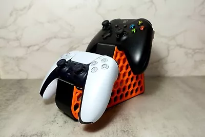 Dual Controller Stand - Xbox - Playstation - Honeycomb- 3D Printed • £12.99