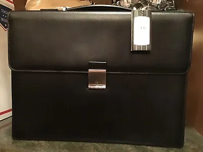 $900 • Buy Ermenegildo Zegna Leather Brief Case