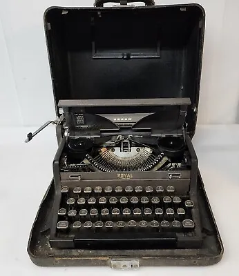 Vintage 1947 Royal Arrow Portable Typewriter With Case Missing Turning Knobs • $79.99