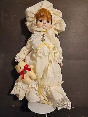 HERITAGE DOLLS Vintage Girl W/Bonnet & Teddy Bear #120803 Musical MINT!  • $17.99