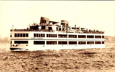 RPPC NY New York LLOYD I SEAMAN FLOATING HOSPITAL St John's Guild~Ship Postcard • $12.94