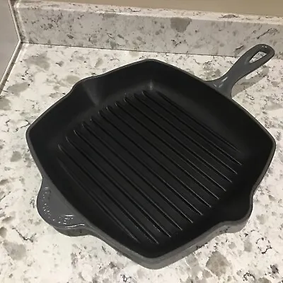 LE CREUSET 27 Cm GREY  ENAMEL CAST IRON SQUARE FRYING GRIDDLE PAN SKILLET • £45