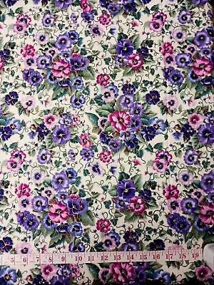 Marcus Floral Flowers Pansy Pansies Vines Gold Highlights Cotton Fabric 2y+30  • $24.97
