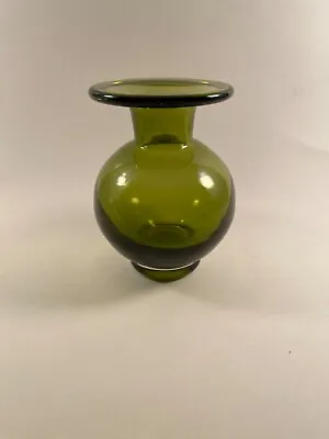Victoria Hagan Sweet Pea Vase Green Blown Glass • $23.99