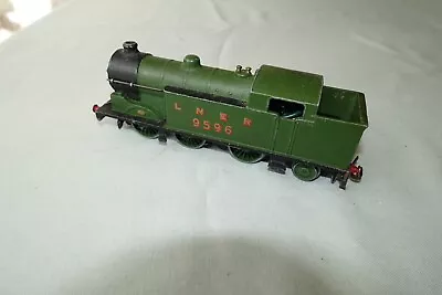 HORNBY-DUBLO Ref EDL7 LNER CLASS N2 0-6-2 TANK LOCO 3-RAIL '9596' NON-RUNNER • £21