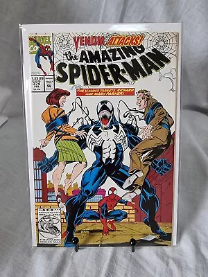 The Amazing Spider-Man #374 Venom Attacks Marvel Comics 1992 • $12.43