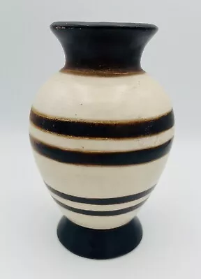 Valeriano Paz Chulucanas Peru Pottery Vase Signed 7 1/2 Inches Tall • $12.99