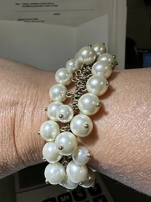 Designer J. Crew Gold-Tone Simulated Pearl Cluster Fashion Bracelet • $24.95