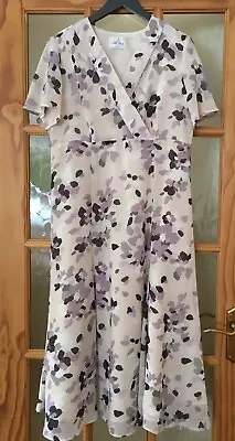 Eastex Dress Size 10. Cream With Purple & Grey Spots. Lined • £9.99