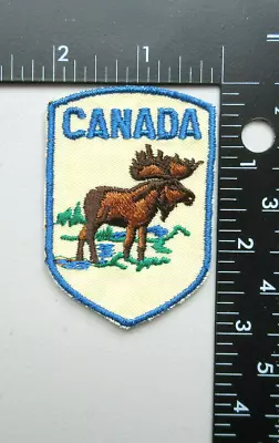 Vintage Canada Moose Souvenir & Travel Collectible Patch    • $6.99