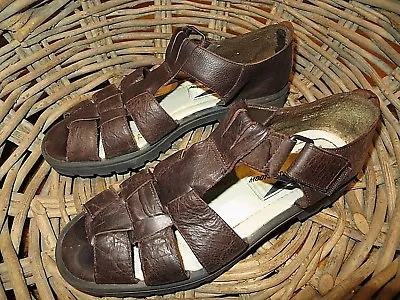 Mootsies Tootsies Low Heel Brown Leather Gladiator Sandals *sz. 7.5 - 8 M • $16.95