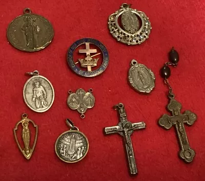 Vintage Lot Of Religious Medals & Cruxafix Medal With Relic 10 Pieces  • $9.99