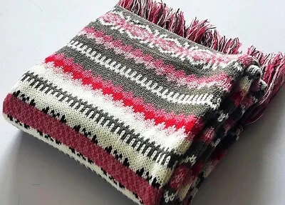 Women’s Pink And Grey Fair Isle Scarf Beautiful Used 🩷🩷🩷 • £7.50