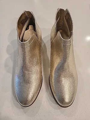 New Nina Olympia Lt Gold Crackle Short Boots Back Zip Size 6 M • $29.99
