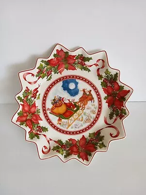 VILLEROY & BOCH Toy's Fantasy Santa Sleigh Reindeer Holiday Serving Bowl Dish • $25.99